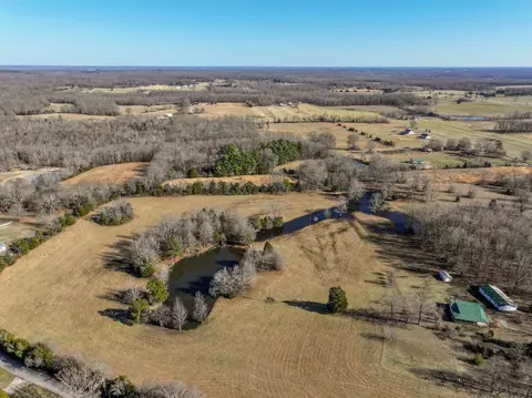 View/Area - 900 Capps Rd, Mcewen, TN 37101 photo 8 of 15