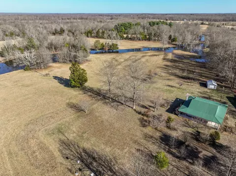 Other - 900 Capps Rd, Mcewen, TN 37101 photo 2 of 8