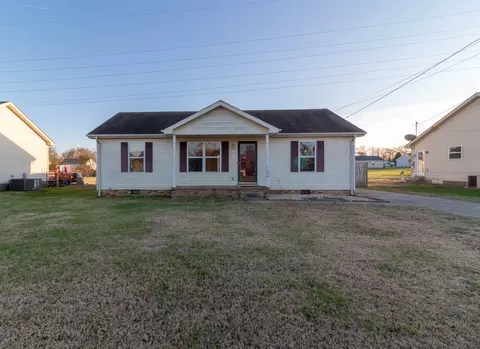 1636 Hannibal Dr, Oak Grove, KY 42262