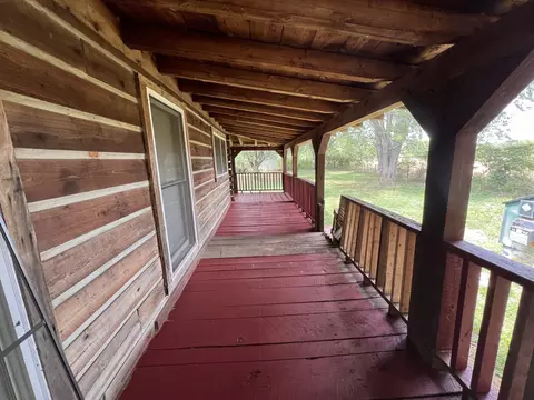 Exterior - 1139 Finney Rd, Decherd, TN 37324 photo 8 of 17
