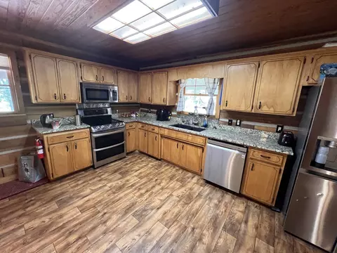 Kitchen - 1139 Finney Rd, Decherd, TN 37324 photo 1 of 2
