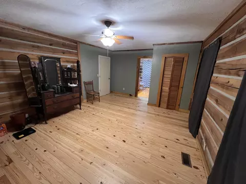 Bedroom - 1139 Finney Rd, Decherd, TN 37324 photo 3 of 6
