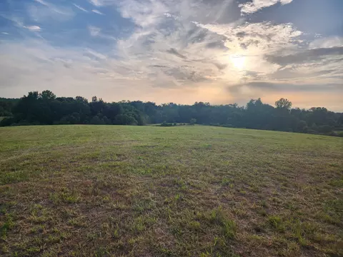 5 Sugarland Rd, Ethridge, TN 38456