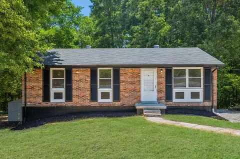 2026 Lintwood Dr, Clarksville, TN 37042