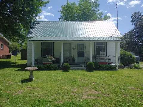 117 Elm St, Cornersville, TN 37047
