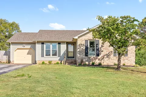 575 Winchester Dr, Hopkinsville, KY 42240
