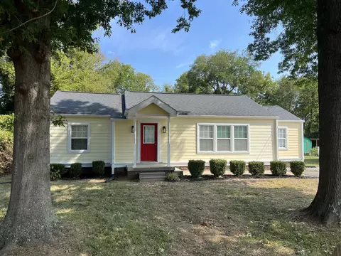 423 E Sunset Dr, Lebanon, TN 37087
