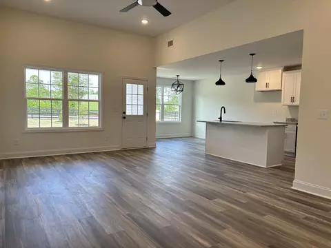 2045 Michael Dr, Springfield, TN 37172 photo 12