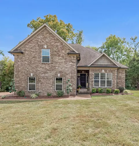 814 Manner Ln, Lebanon, TN 37087