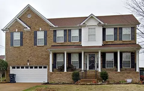 212 Briarcotes Cir, La Vergne, TN 37086