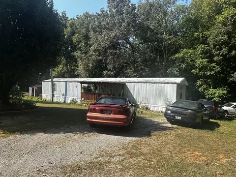 101 Gibbons Rd, Cookeville, TN 38506