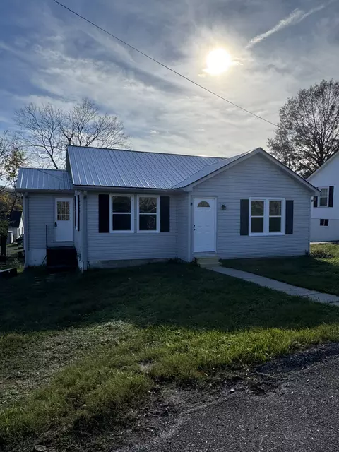 322 Ward Ave E, Carthage, TN 37030