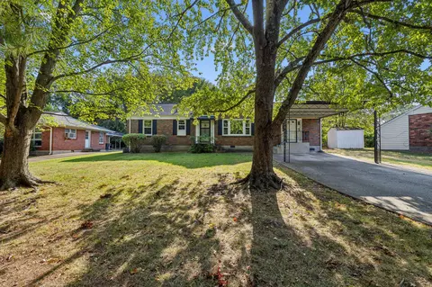 3610 Sabre Dr, Nashville, TN 37211