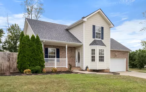 1425 Cedar Springs Cir, Clarksville, TN 37042