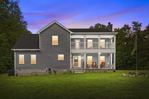 3200 Sugar Creek Rd, Woodlawn, TN 37191