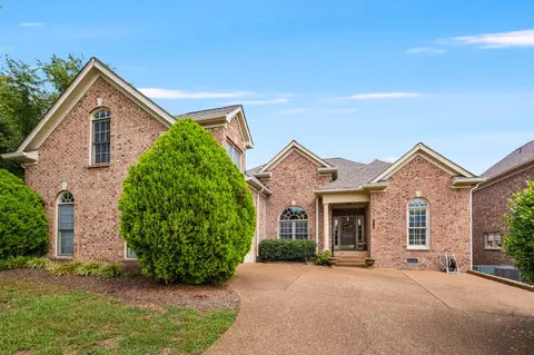 3216 Locust Holw, Nolensville, TN 37135