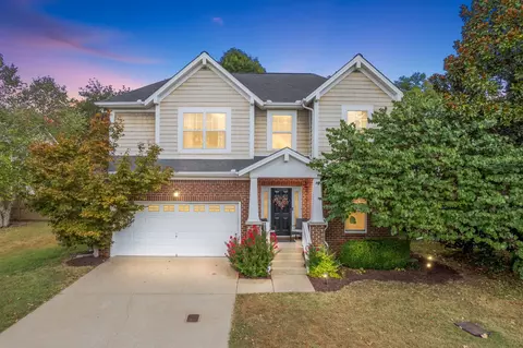 6857 Bridgewater Dr, Nashville, TN 37221