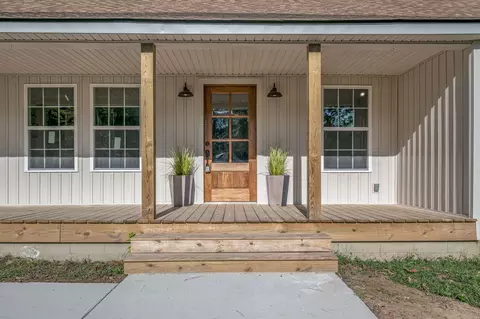 2030 Spencer Mill Rd, Burns, TN 37029