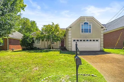4820 Honey Grove Dr, Antioch, TN 37013
