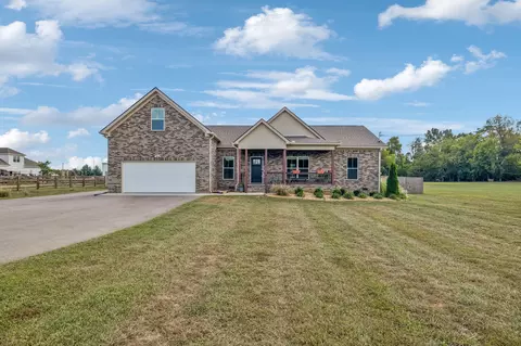 1369 Summer Station Dr, Chapel Hill, TN 37034