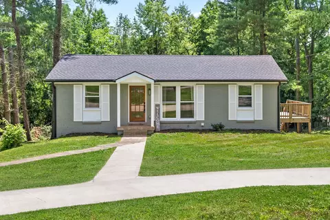 212 Hawkins Rd, Clarksville, TN 37040