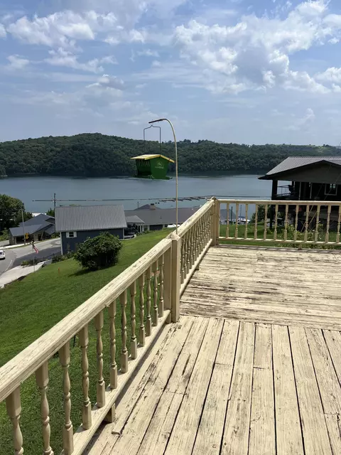 207 Roberts Loop, Celina, TN 38551 photo 22