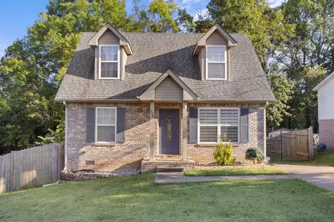 328 Donna Dr, Clarksville, TN 37042