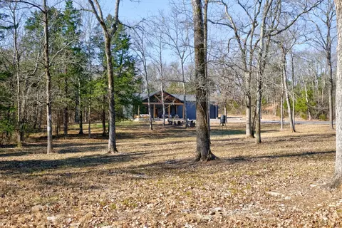 321 Lower Halls Mill Rd, Shelbyville, TN 37160