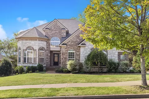 105 Vaughan St, Gallatin, TN 37066