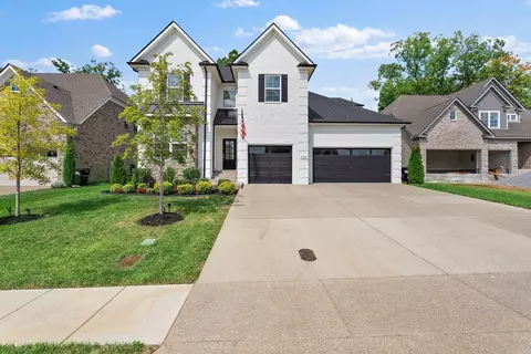 4310 Attleboro Dr, Murfreesboro, TN 37128
