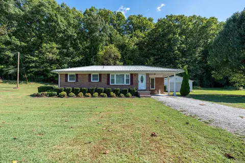 2609 Railroad Bed Rd, Iron City, TN 38463