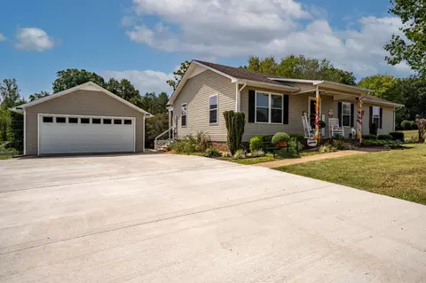 507 Crystal St, Lawrenceburg, TN 38464