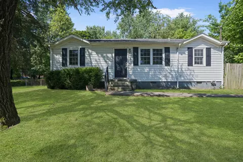252 Raintree Dr, Clarksville, TN 37042