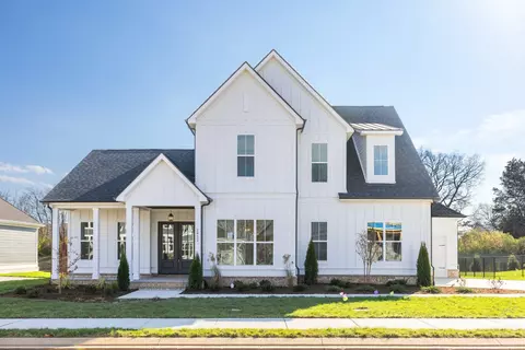 2822 Chaudoin Ct, Murfreesboro, TN 37129