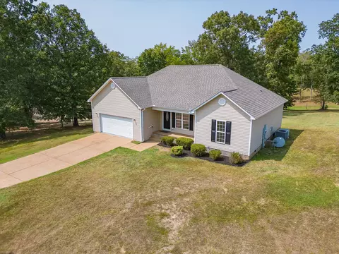 4745 Enville Rd, Henderson, TN 38340
