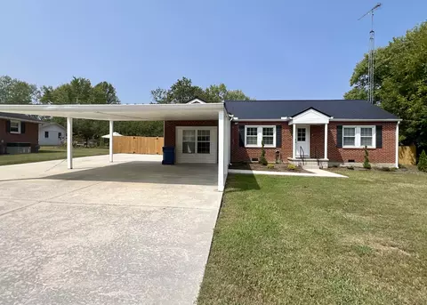 615 Iris Dr, Manchester, TN 37355