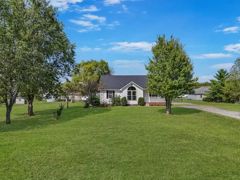 200 Heatherwood Ct, Murfreesboro, TN 37129