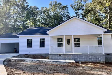 225 Dogwood Trl, Estill Springs, TN 37330
