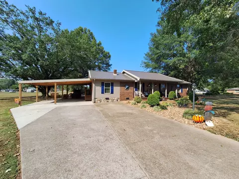 133 Butler Speedway, Bruceton, TN 38317