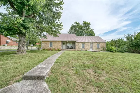 609 Preston St, Livingston, TN 38570