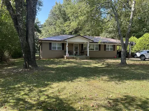 5073 Eva Rd, Eva, TN 38333