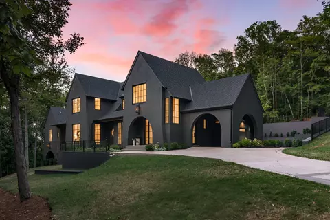1134 Balbade Dr, Nashville, TN 37215