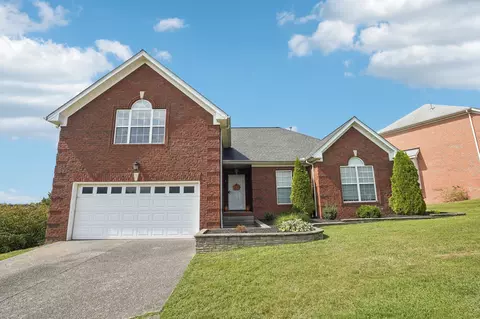 141 Walton Trce S, Hendersonville, TN 37075