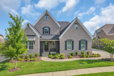 429 Herring Trl, Nolensville, TN 37135