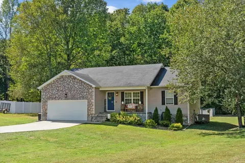 576 Jean Dr, Tullahoma, TN 37388