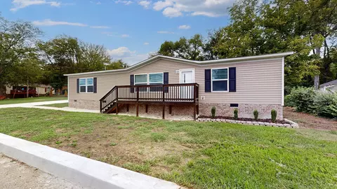 215 Polk St, Columbia, TN 38401
