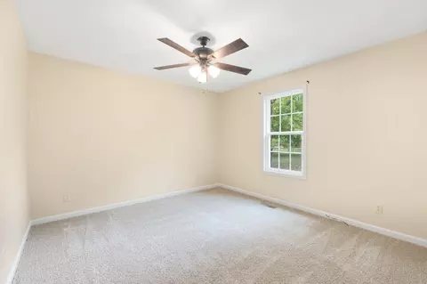 Bedroom - 4954 Jacksboro Rd, Morrison, TN 37357 photo 1 of 3
