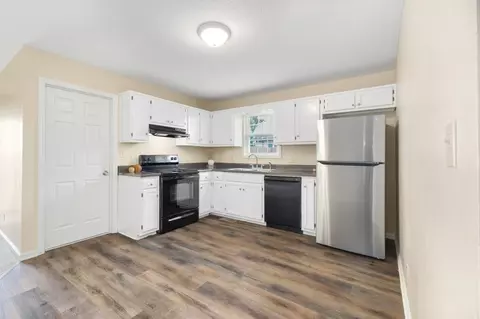 Kitchen - 4954 Jacksboro Rd, Morrison, TN 37357 photo 3 of 3