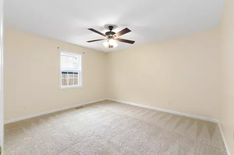 Bedroom - 4954 Jacksboro Rd, Morrison, TN 37357 photo 2 of 3