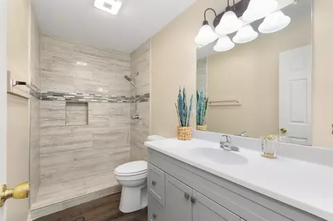 Bath - 4954 Jacksboro Rd, Morrison, TN 37357 photo 1 of 1